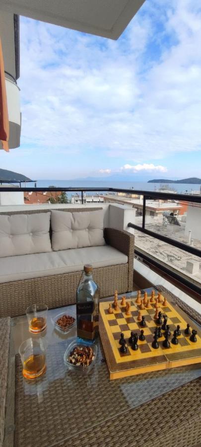 Seagull Apartments Néa Péramos Екстериор снимка