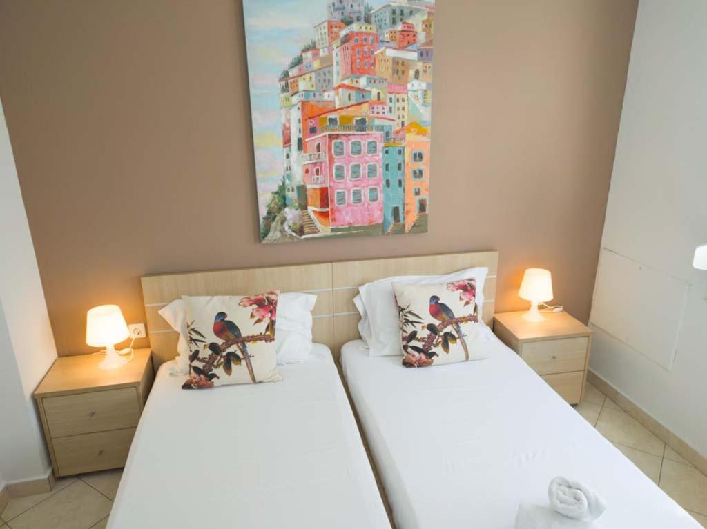 Seagull Apartments Néa Péramos Екстериор снимка