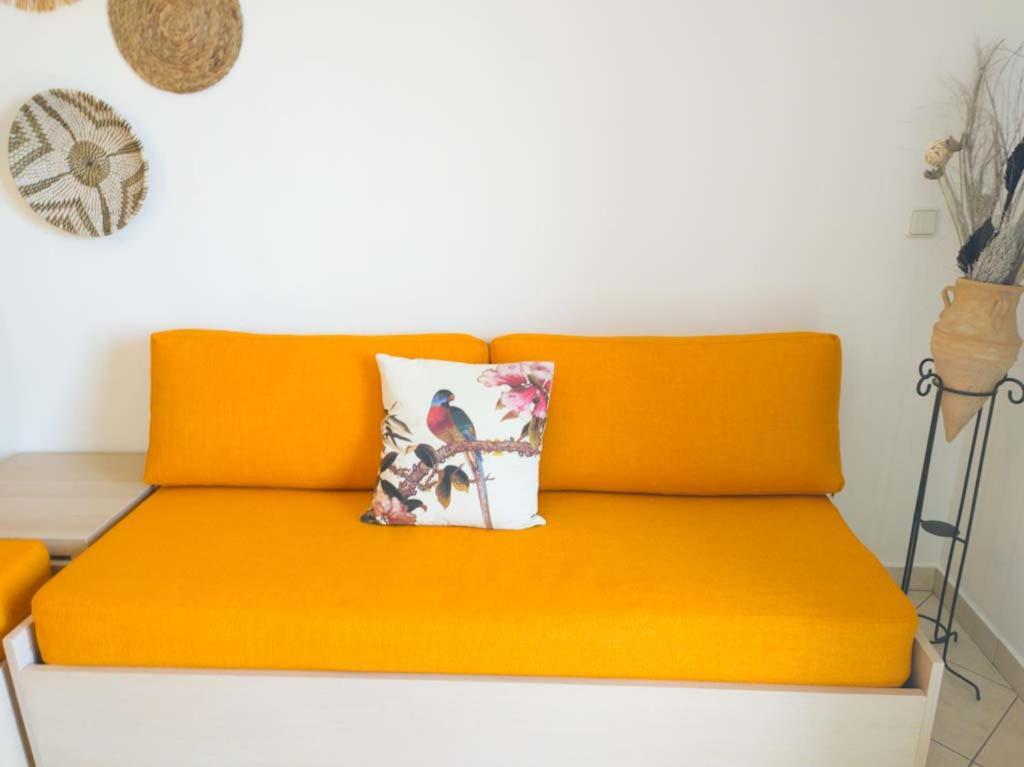 Seagull Apartments Néa Péramos Екстериор снимка