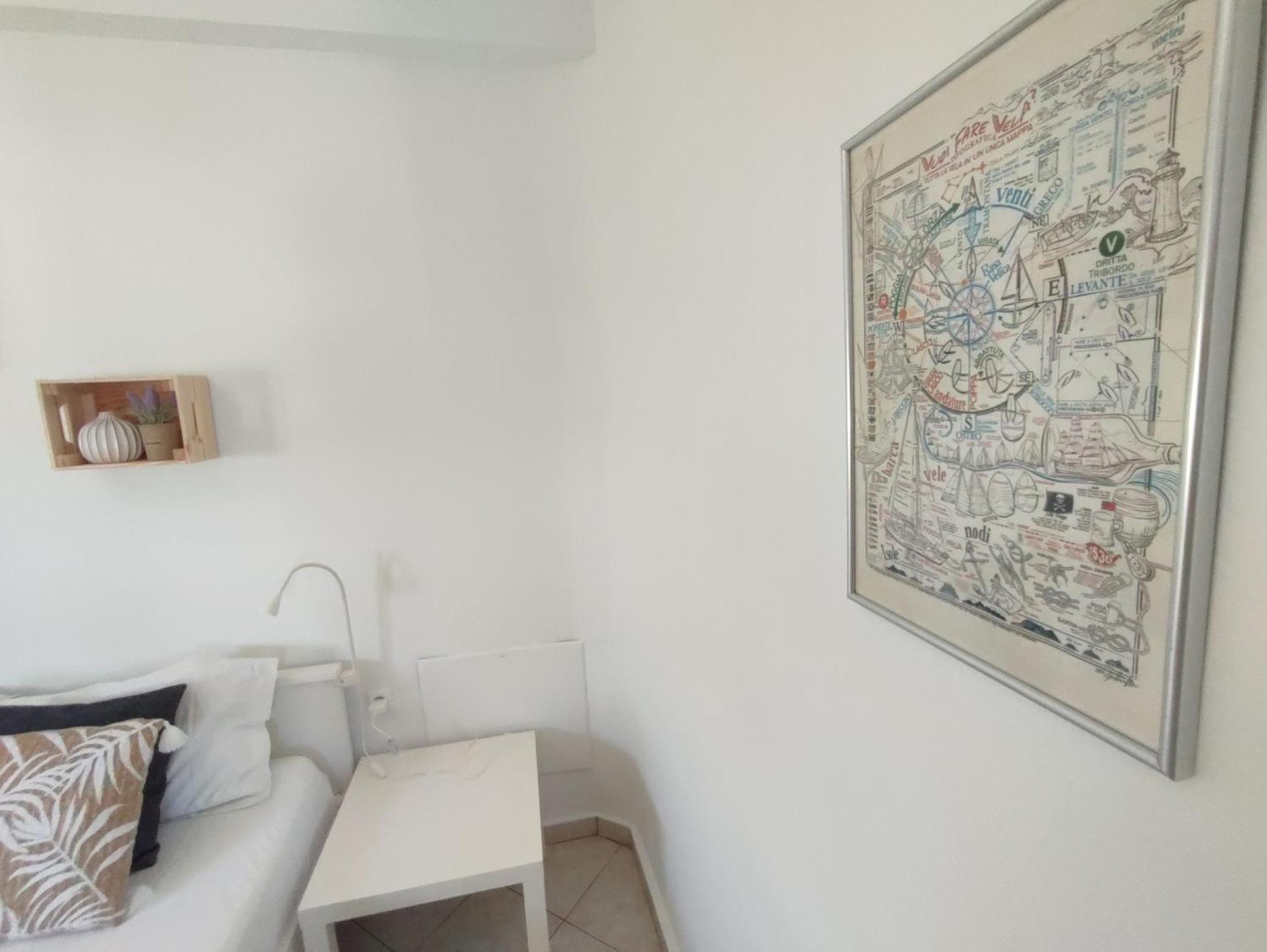 Seagull Apartments Néa Péramos Екстериор снимка
